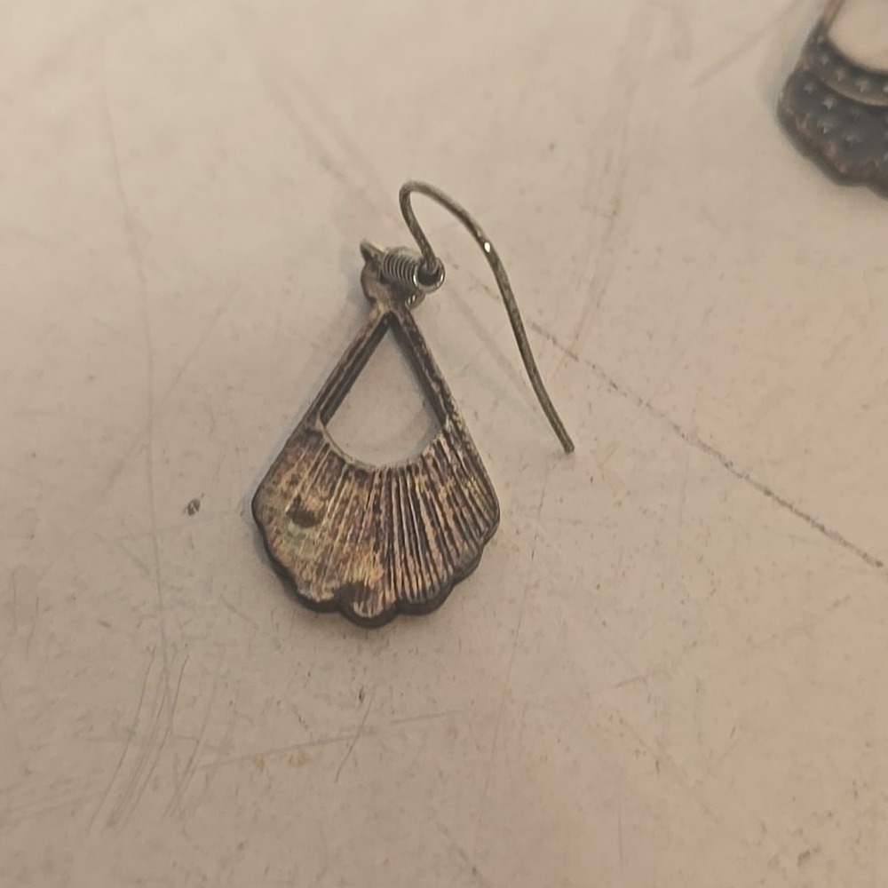 Ruth Bader Ginsburg Dissent Collar Winnicaca Chandelier Earrings - Picture 6 of 6